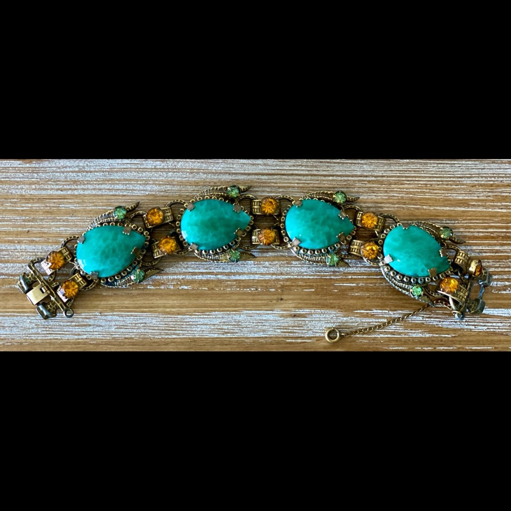 Vintage Ornate Green Cabochon/Rhinestone Bracelet